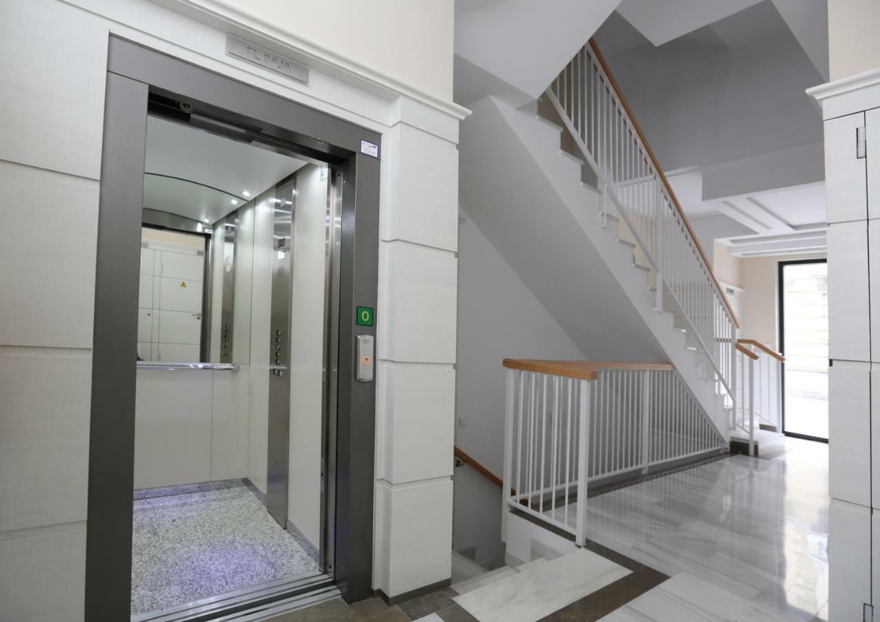 Apartamento De Diseno Con Jacuzzi Privado Grenade Extérieur photo
